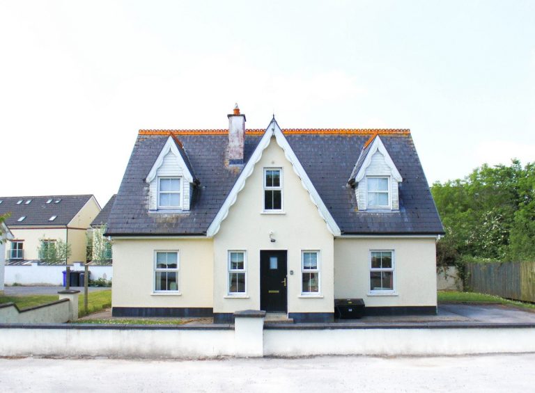 Carillon House